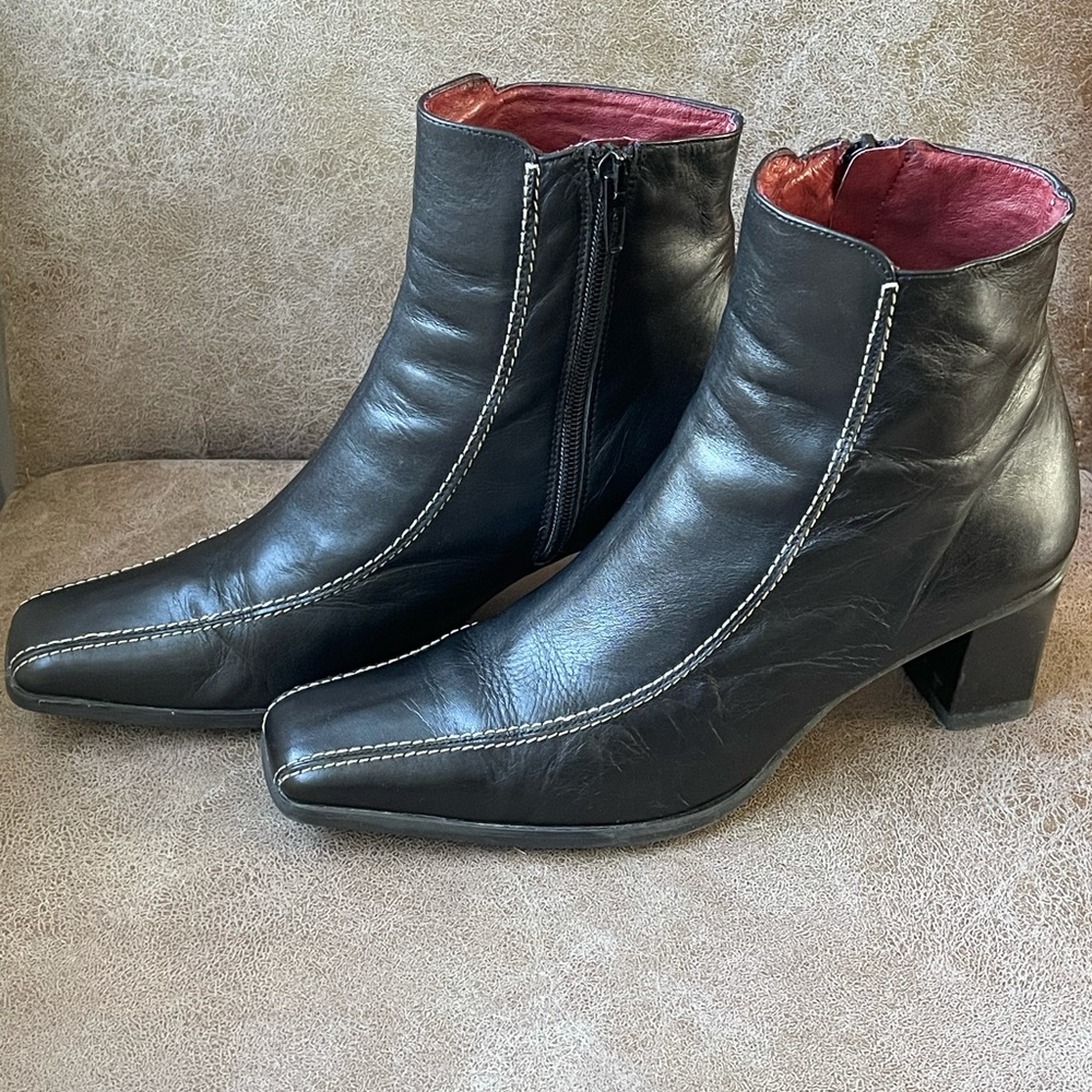 NEW‼️Black leather🔥women ankle bouties sz 7.5
